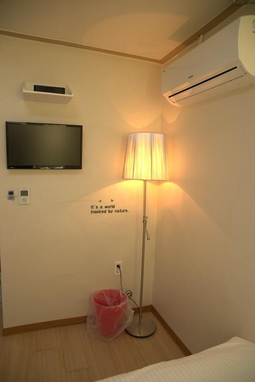 Отель Cozybox Сеул Экстерьер фото