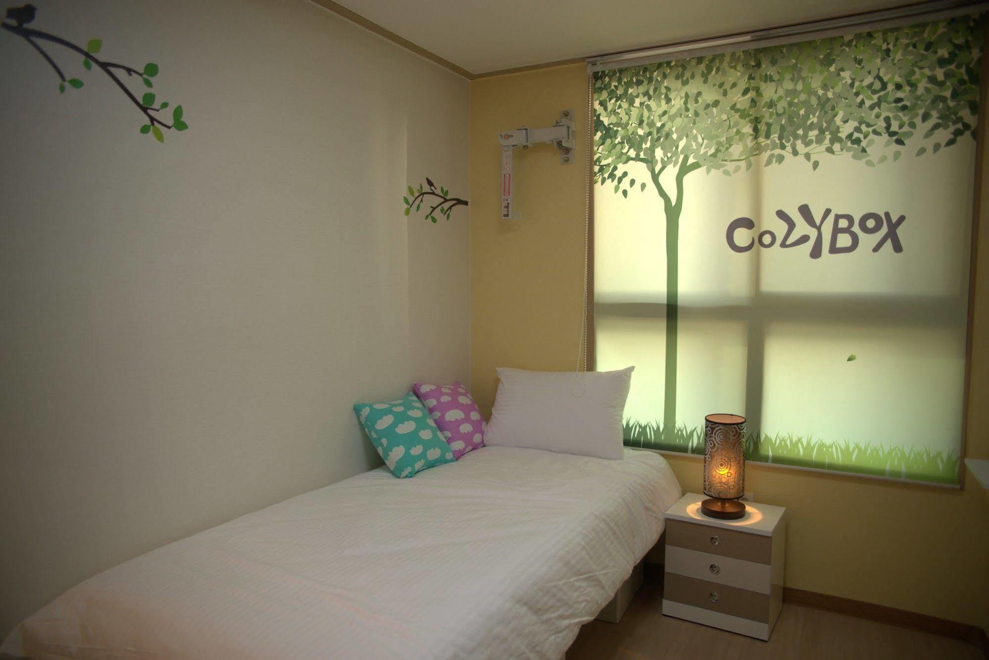 Отель Cozybox Сеул Экстерьер фото